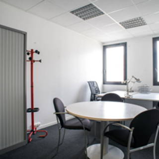 Bureau privé 14 m² 1 poste Coworking Rue André Bollier Lyon 69007 - photo 1